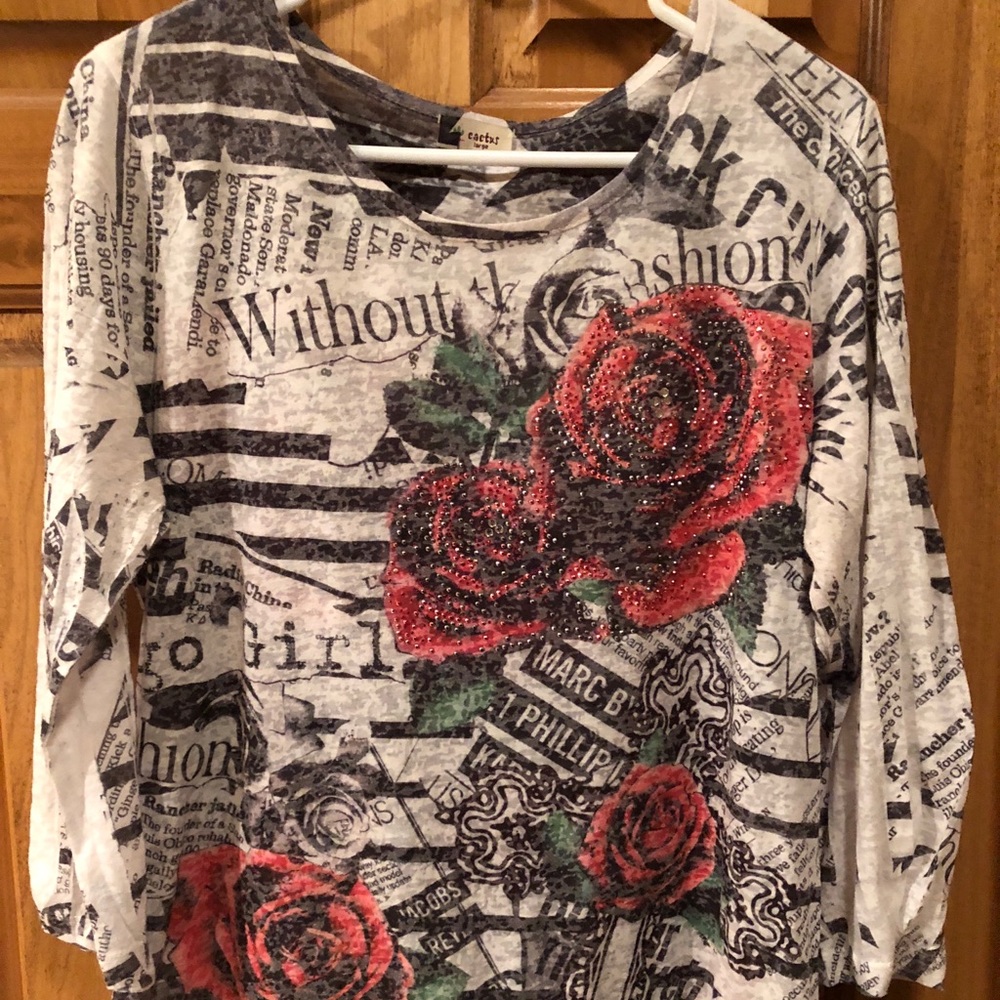 3/4 sleeve top with bling